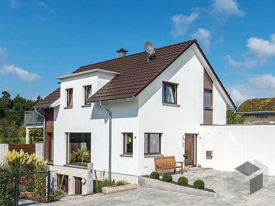 D140 Sinn von Frammelsberger HOLZHAUS Außenansicht