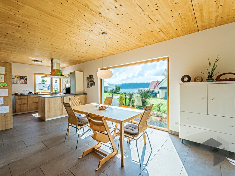 D140 Sinn von Frammelsberger HOLZHAUS Innenansicht