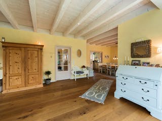 Blockhaus D243 Schmidt von Frammelsberger R. Ingenieur-Holzbau, Cubushaus Innenansicht 2