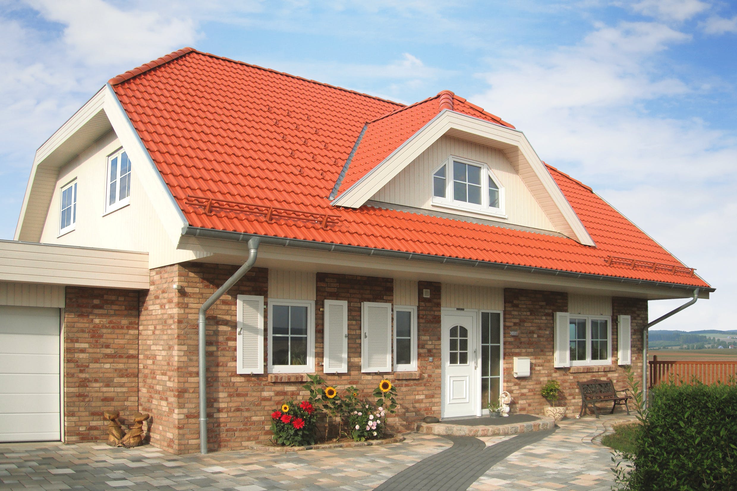 Fertighaus Glücksburg von Danhaus Deutschland Schlüsselfertig ab 359825€, Satteldach-Klassiker Außenansicht 2