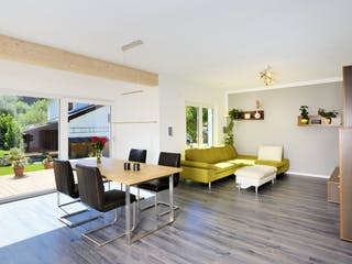 Fertighaus Döring von Fertighaus WEISS Schlüsselfertig ab 261000€, Satteldach-Klassiker Innenansicht 1