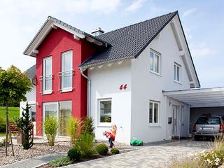 Massivhaus Haus Blum von Dümer Massivbau, Satteldach-Klassiker Außenansicht 1