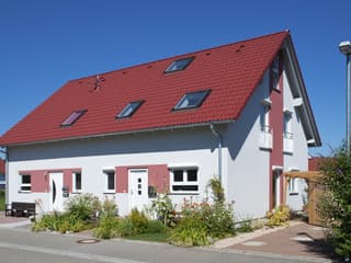 Fertighaus Duett 2 von SCHWABENHAUS, Satteldach-Klassiker Außenansicht 1