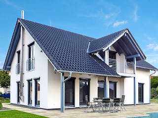 Fertighaus HAUS H88-124-V2 von EBH Haus Schlüsselfertig ab 364100€, Satteldach-Klassiker Außenansicht 1