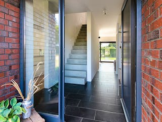 Massivhaus Vario-Haus 140 von ECO System HAUS Schlüsselfertig ab 286000€, Satteldach-Klassiker Innenansicht 1