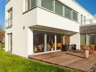 Massivhaus Bauhaus-Modern Classic 180 von ECO System HAUS, Cubushaus Außenansicht 3