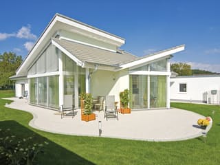 Fertighaus Edition Select 181 von Wolf-Haus Schlüsselfertig ab 489339€, Bungalow Außenansicht 1