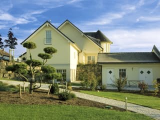 Fertighaus Edition Select 601 von Wolf-Haus Schlüsselfertig ab 1163448€, Stadtvilla Außenansicht 2