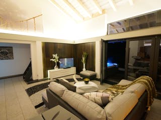 Fertighaus Energie-Plus-Haus von TIROLIA Ausbauhaus ab 105800€, Pultdachhaus Innenansicht 4