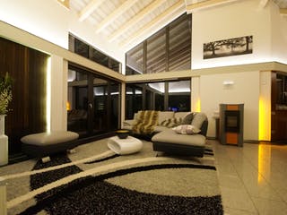 Fertighaus Energie-Plus-Haus von TIROLIA Ausbauhaus ab 105800€, Pultdachhaus Innenansicht 10