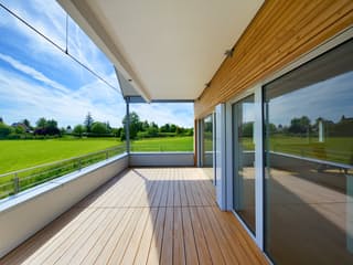 Fertighaus Erstling - Kundenhaus von Bau-Fritz Schlüsselfertig ab 850000€, Satteldach-Klassiker Außenansicht 5