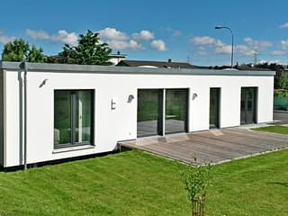 Fertighaus F 10-050.2 - Musterhaus Däniken von SchwörerHaus Schlüsselfertig ab 119964€, Bungalow Außenansicht 1