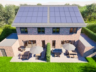 Massivhaus Entwurf FI 110 von FAVORIT Massivhaus, Satteldach-Klassiker Außenansicht 6