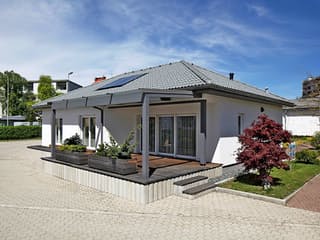 Fertighaus Family VII Emotion von Vario-Haus - Österreich Schlüsselfertig ab 210311€, Bungalow Außenansicht 4