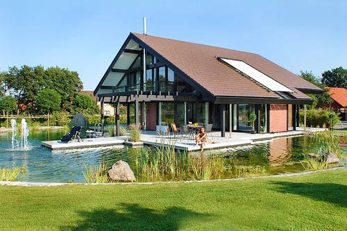 Haus mit Garten und Pool