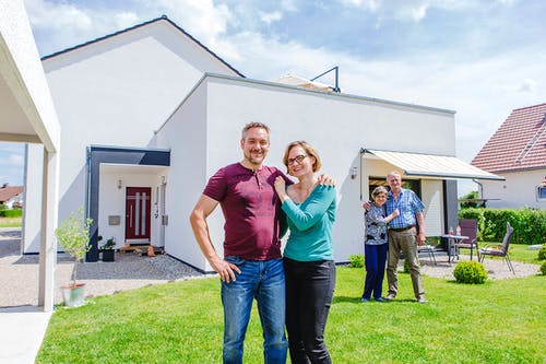 Mehrgenerationenhaus im modernen Stil