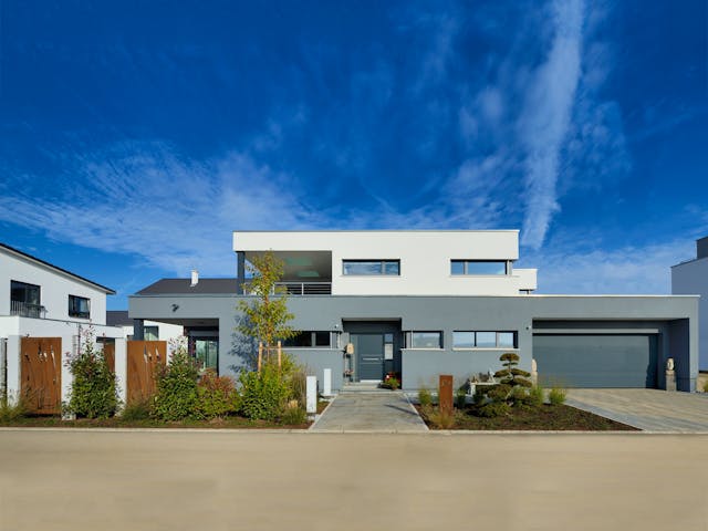 Fertighaus Haus Geyer von WEISS Holzhaus Schlüsselfertig ab 755828€, Cubushaus Außenansicht 2