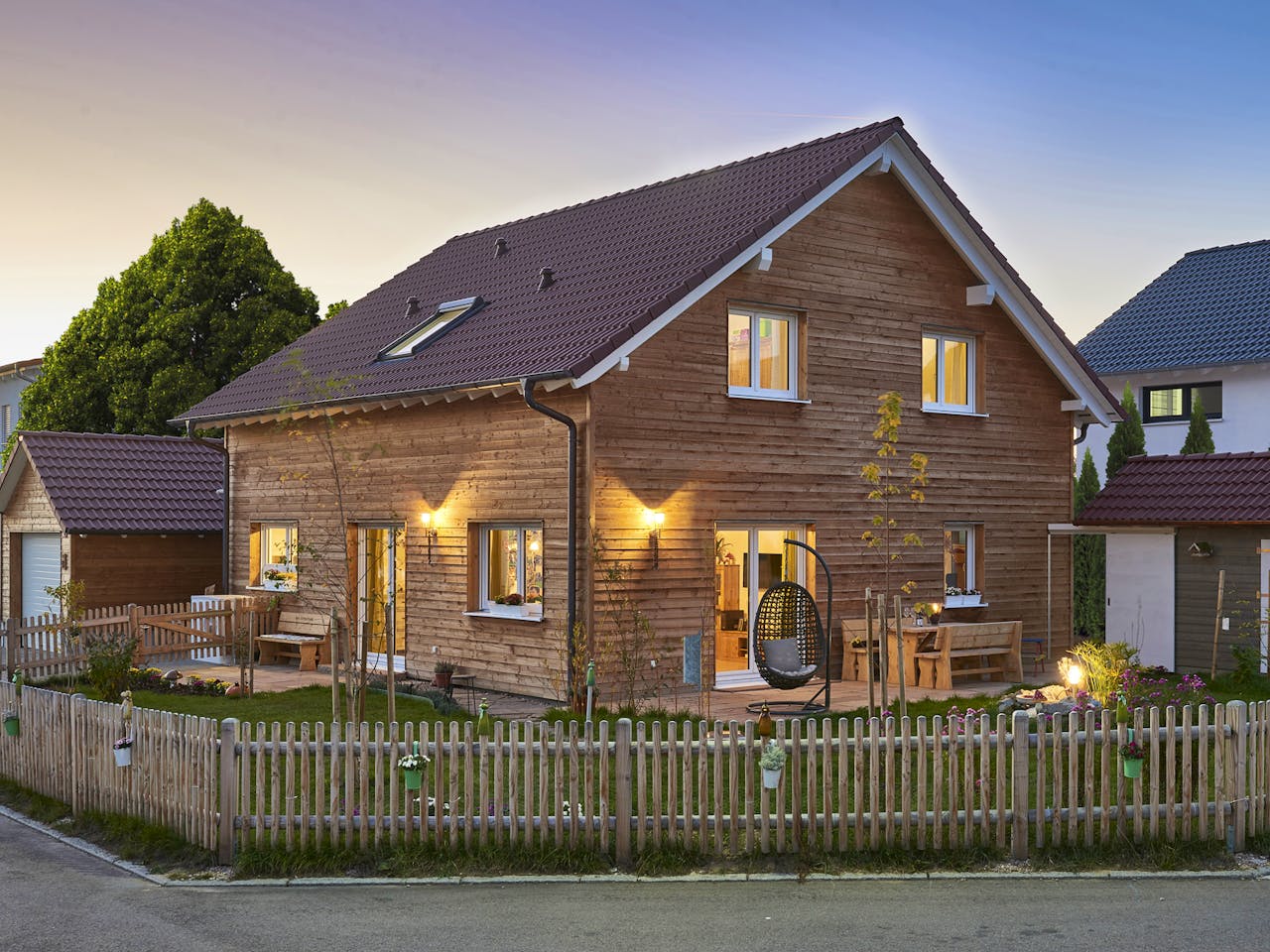 Fertighaus Haus Schmahlfeldt von Fertighaus WEISS Schlüsselfertig ab 440982€, Satteldach-Klassiker Außenansicht 1