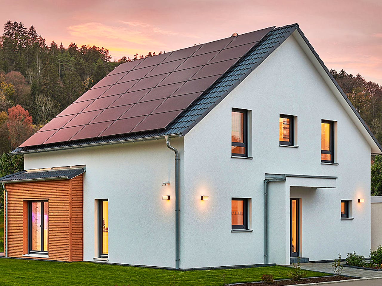 Fertighaus Haus Dahms von WEISS Holzhaus Schlüsselfertig ab 396656€, Satteldach-Klassiker Außenansicht 1