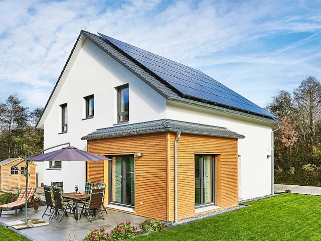 Fertighaus Haus Dahms von WEISS Holzhaus Schlüsselfertig ab 396656€, Satteldach-Klassiker Außenansicht 3