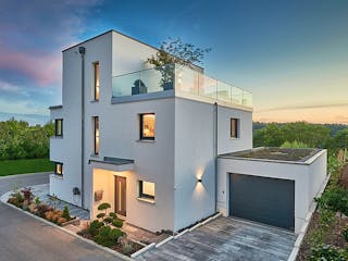 Fertighaus Haus Loh von Fertighaus WEISS Schlüsselfertig ab 559740€, Cubushaus Außenansicht 1