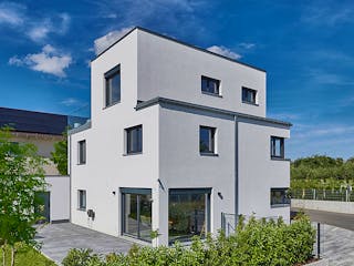 Fertighaus Haus Loh von Fertighaus WEISS Schlüsselfertig ab 559740€, Cubushaus Außenansicht 2