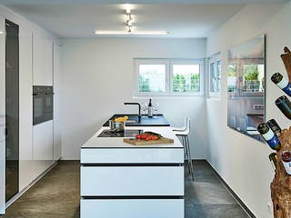 Fertighaus Haus Loh von Fertighaus WEISS Schlüsselfertig ab 526626€, Cubushaus Innenansicht 3