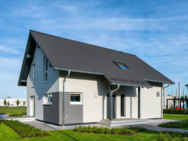 Fertighaus MH Frankenberg - JUNO 402 von FingerHaus Schlüsselfertig ab 423258€, Satteldach-Klassiker Außenansicht 1