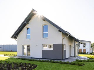 Fertighaus MH Frankenberg - JUNO 402 von FingerHaus Schlüsselfertig ab 397252€, Satteldach-Klassiker Außenansicht 3