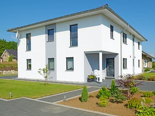 Fertighaus Mehrfamilienhaus Eris von FINGERHUT-HAUS Zwei- & Mehrfamilienhäuser, Stadtvilla Außenansicht 3