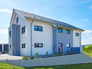 Fertighaus Mehrfamilienhaus mit 3 Wohneinheiten von FINGERHUT-HAUS Zwei- & Mehrfamilienhäuser, Außenansicht 1