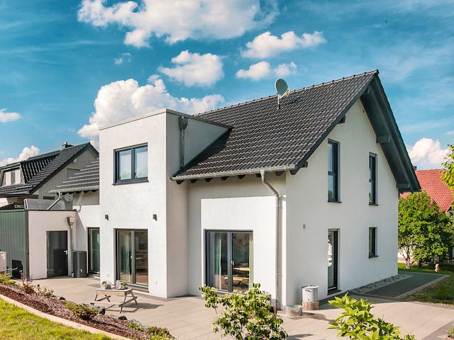 Fertighaus Amika von Fingerhut Haus Schlüsselfertig ab 475632€, Satteldach-Klassiker Außenansicht 3