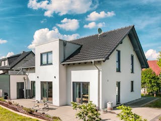 Fertighaus Amika von Fingerhut Haus Schlüsselfertig ab 475632€, Satteldach-Klassiker Außenansicht 3