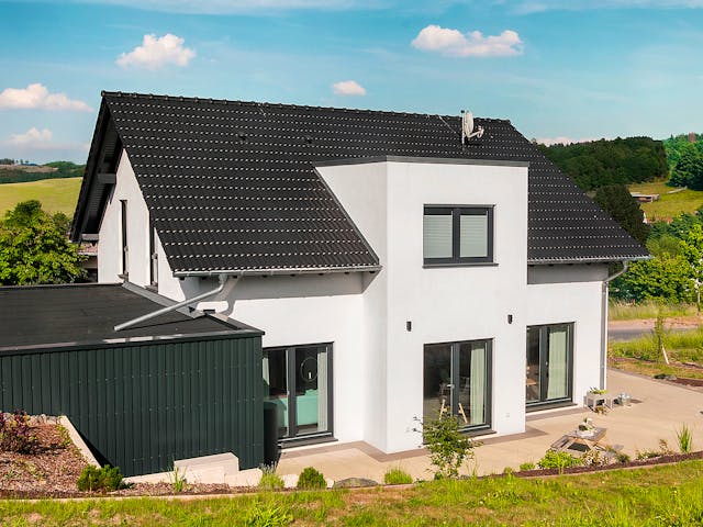 Fertighaus Amika von Fingerhut Haus Schlüsselfertig ab 475632€, Satteldach-Klassiker Außenansicht 4