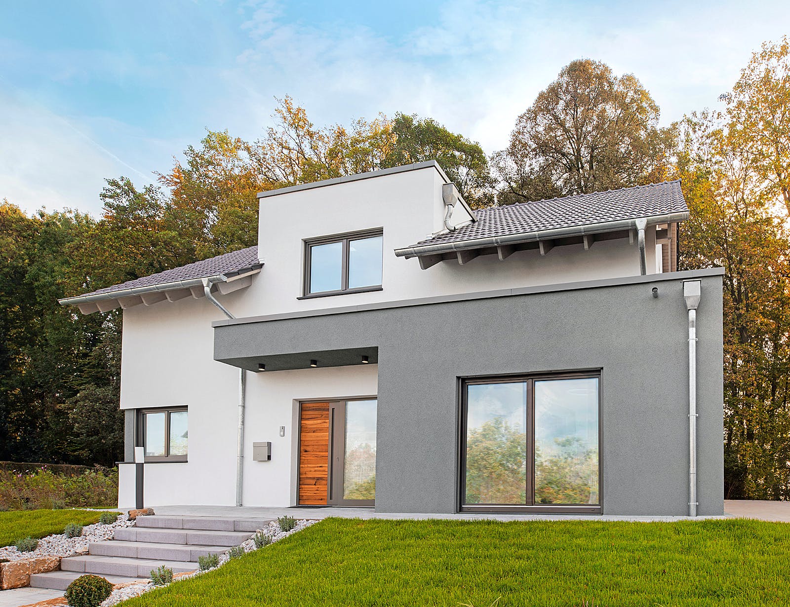 Fertighaus Bad Vilbel - Musterhaus NEU von FINGERHUT-HAUS Schlüsselfertig ab 597757€, Satteldach-Klassiker Außenansicht 1