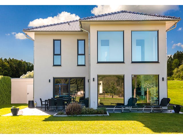 Fertighaus Plata von Fingerhut Haus Schlüsselfertig ab 605008€, Stadtvilla Außenansicht 3