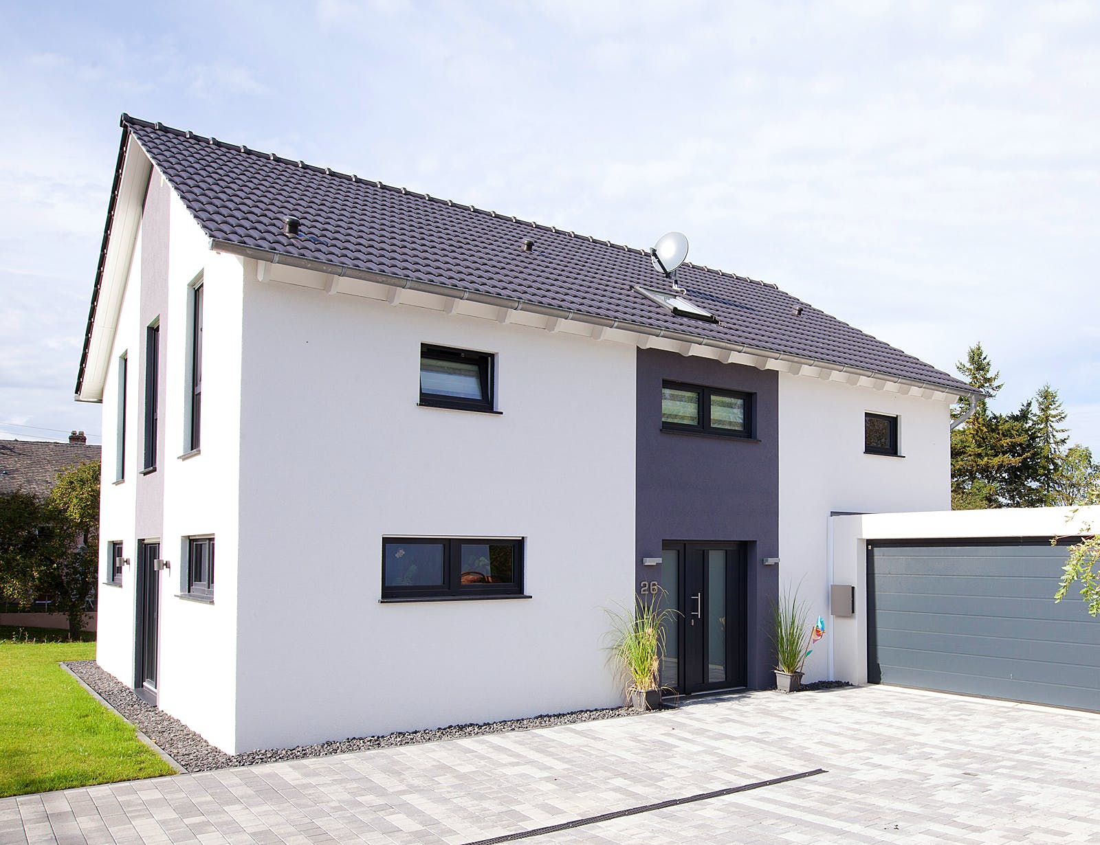 Fertighaus Rido von FINGERHUT-HAUS Schlüsselfertig ab 490157€, Satteldach-Klassiker Außenansicht 1