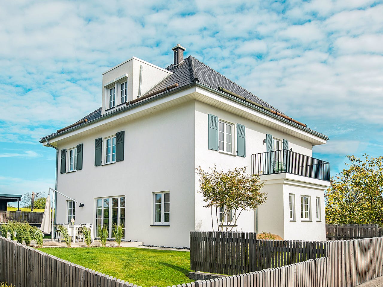 Fertighaus Suro von Fingerhut Haus Schlüsselfertig ab 605649€, Stadtvilla Außenansicht 1