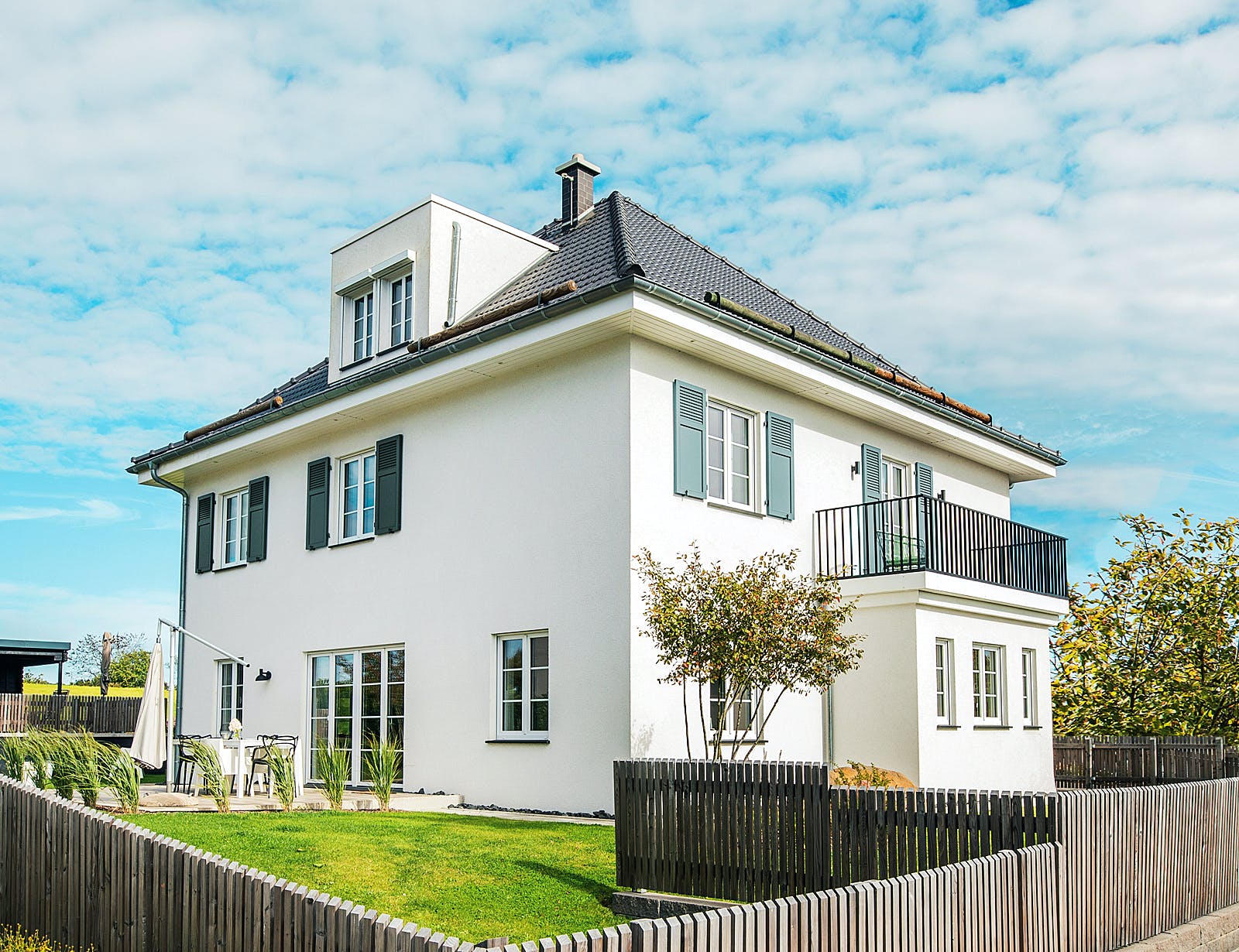 Fertighaus Suro von FINGERHUT-HAUS Schlüsselfertig ab 611381€, Stadtvilla Außenansicht 1