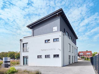 Fertighaus Tasko von Fingerhut Haus Schlüsselfertig ab 973096€, Pultdachhaus Außenansicht 2