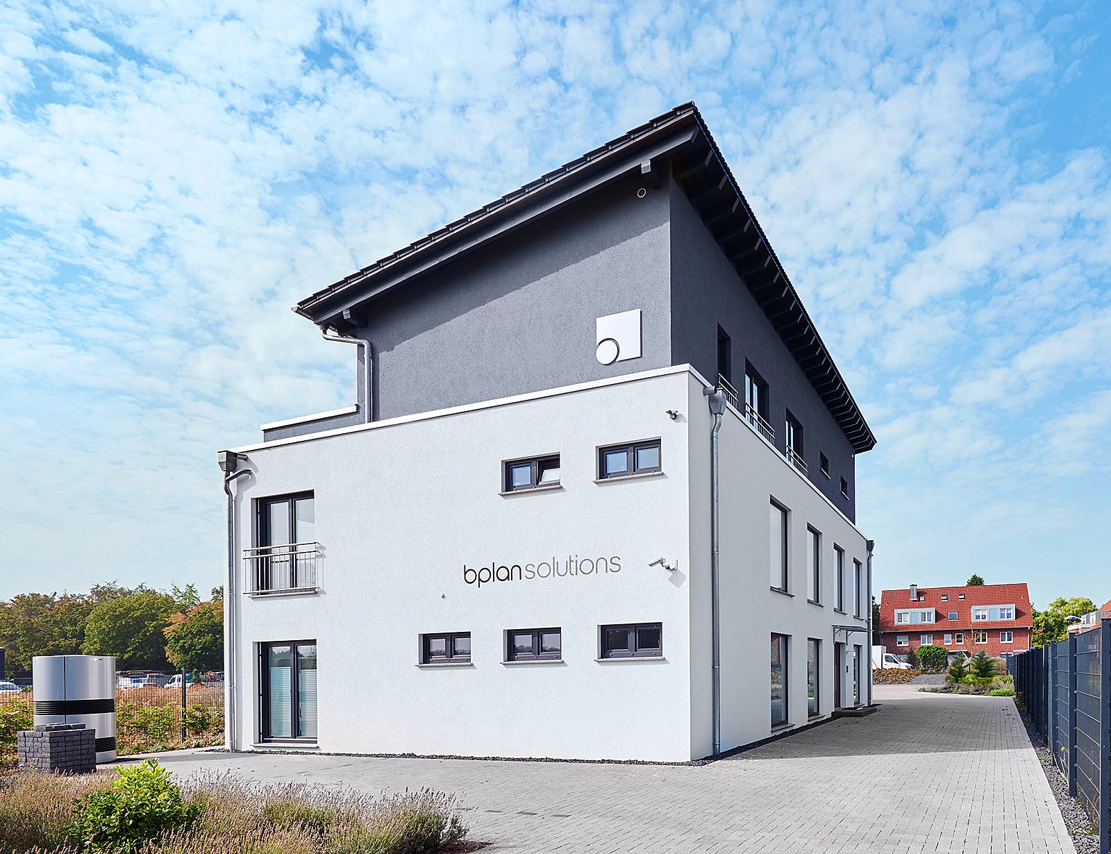 Fertighaus Tasko von FINGERHUT-HAUS Schlüsselfertig ab 970861€, Pultdachhaus Außenansicht 2