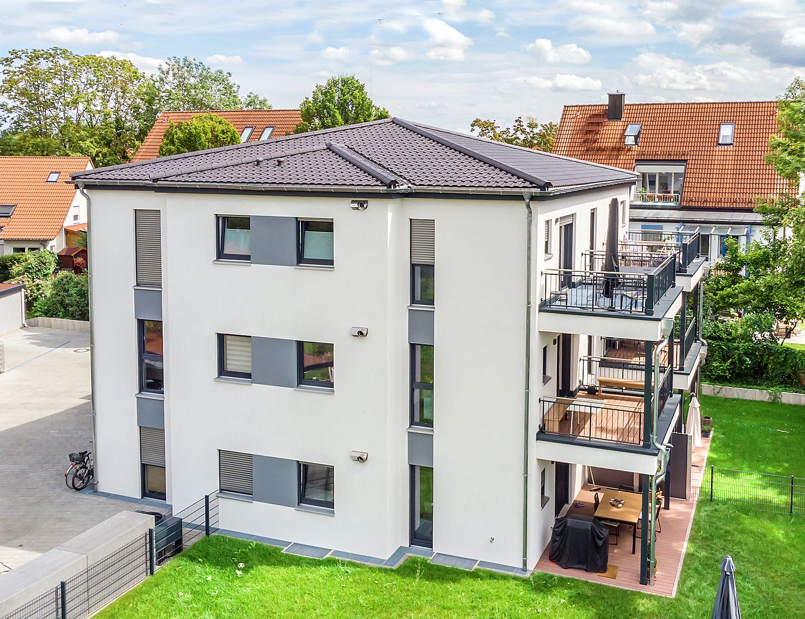 Fertighaus Sechsfamilienhaus 436 von FischerHaus Schlüsselfertig ab 1362910€, Stadtvilla Außenansicht 1