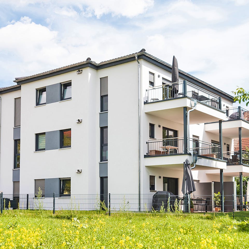 Fertighaus Sechsfamilienhaus 436 von FischerHaus Schlüsselfertig ab 1799041€, Stadtvilla Außenansicht 2