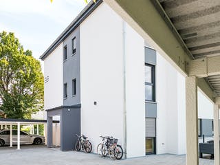 Fertighaus Sechsfamilienhaus 436 von FischerHaus Schlüsselfertig ab 1799041€, Stadtvilla Außenansicht 5