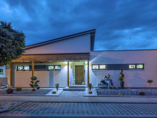 Fertighaus Bungalow 143 von FischerHaus Schlüsselfertig ab 522647€, Bungalow Außenansicht 3