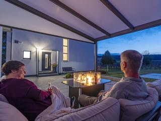 Fertighaus Modern 141 von FischerHaus Schlüsselfertig ab 488796€, Satteldach-Klassiker Außenansicht 4