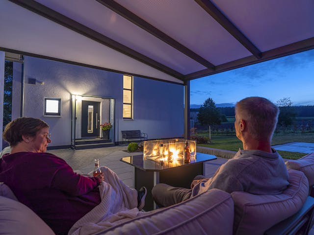 Fertighaus Modern 141 von FischerHaus Schlüsselfertig ab 488796€, Satteldach-Klassiker Außenansicht 4