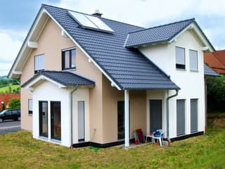 Fertighaus FK 11 - Kundenhaus von Frick, Satteldach-Klassiker Außenansicht 2