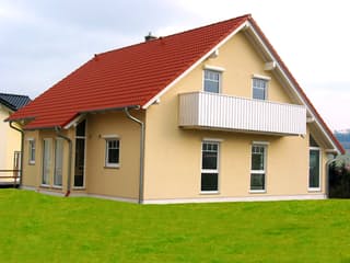 Fertighaus FK 14 - Kundenhaus von Frick, Satteldach-Klassiker Außenansicht 1