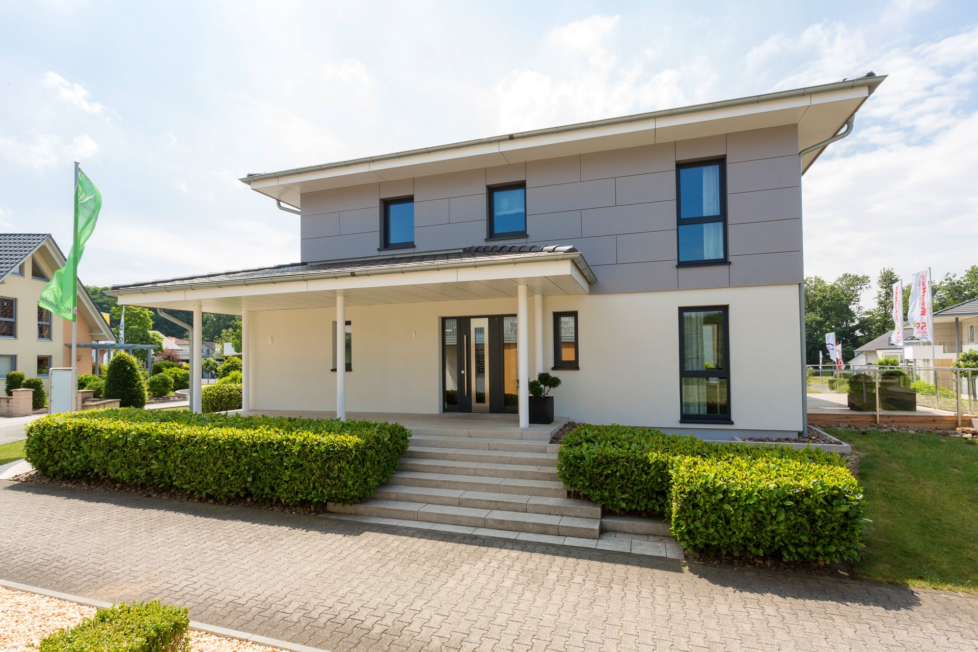 Fertighaus Florenzo - MH Bad Vilbel von Büdenbender Hausbau Schlüsselfertig ab 387000€, Stadtvilla Außenansicht 2